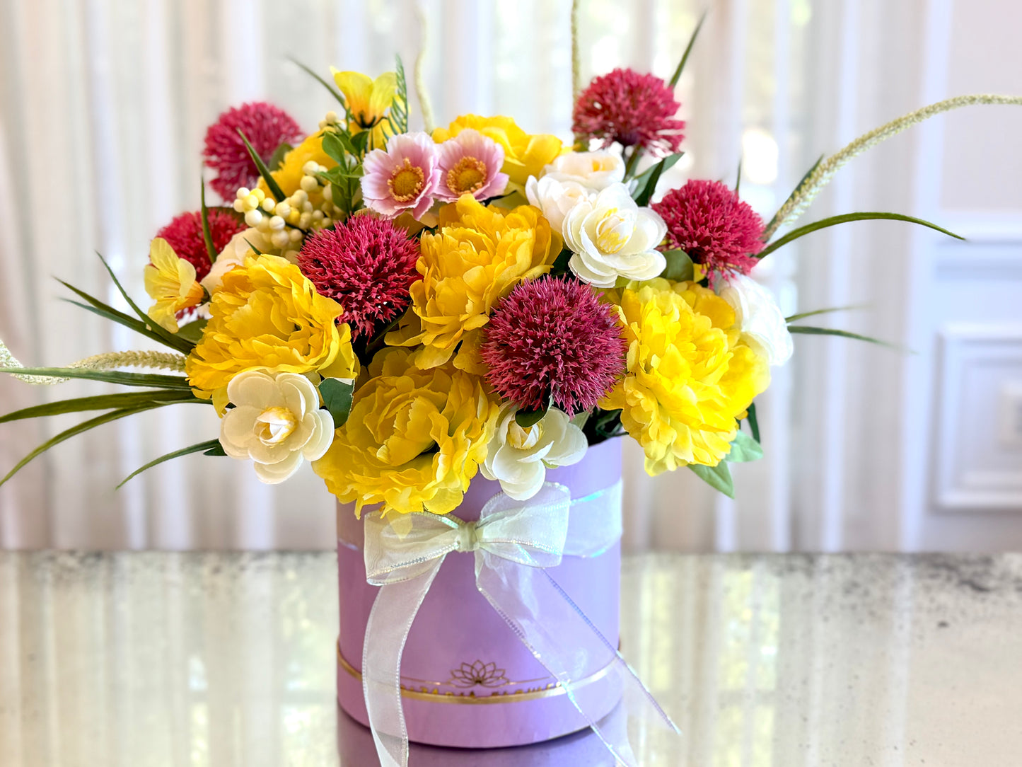 Sunlit Joy – Hatbox Arrangement